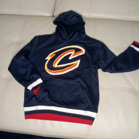 NBA Other - NBA Caviler Child's Hoodie with Front Pouch Pocket